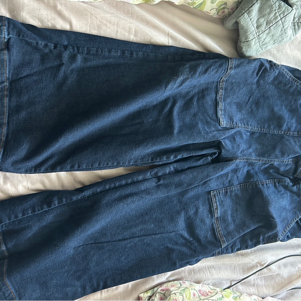 Pilcro Dark Blue Cropped Ankle Jeans